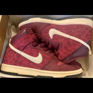 Women Nike Dunk High